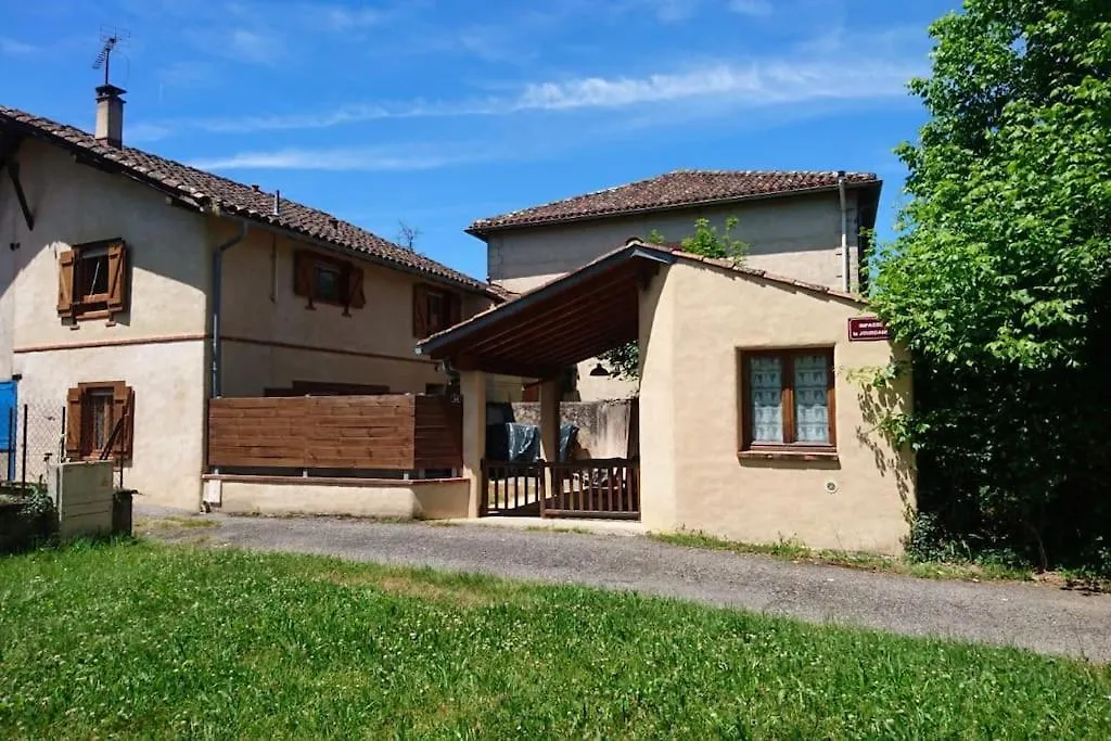 La Maison Coloree Saint-Laurent  Holiday home Saint-Laurent (Haute-Garonne)